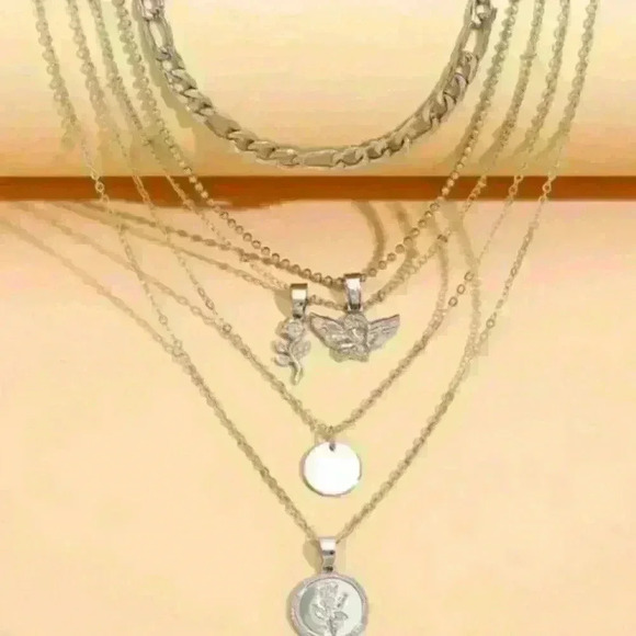 New Silver Pendant Layered Necklace - Picture 5 of 6